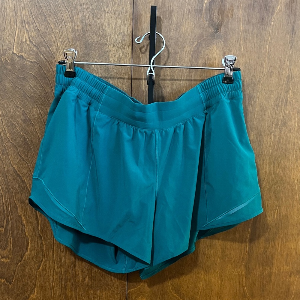lululemon athletica Hotty Hot Short long